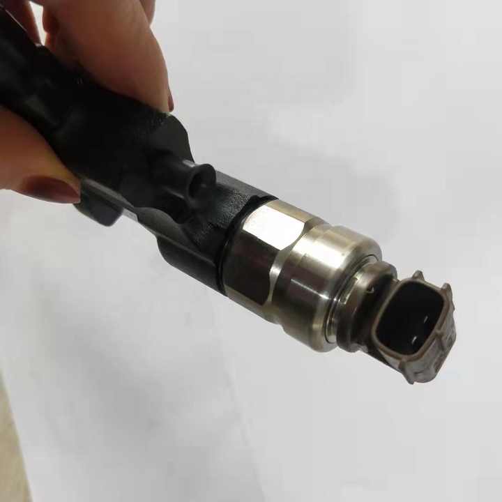 Ümumi Rail Enjector 095000-8011 / 8910
