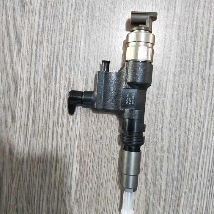 Ümumi Rail Enjector 095000-8100 / 8871